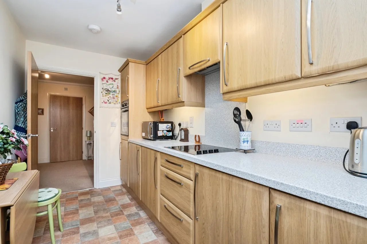 Hornchurch Road, HORNCHURCH, Essex, RM12, photo 14