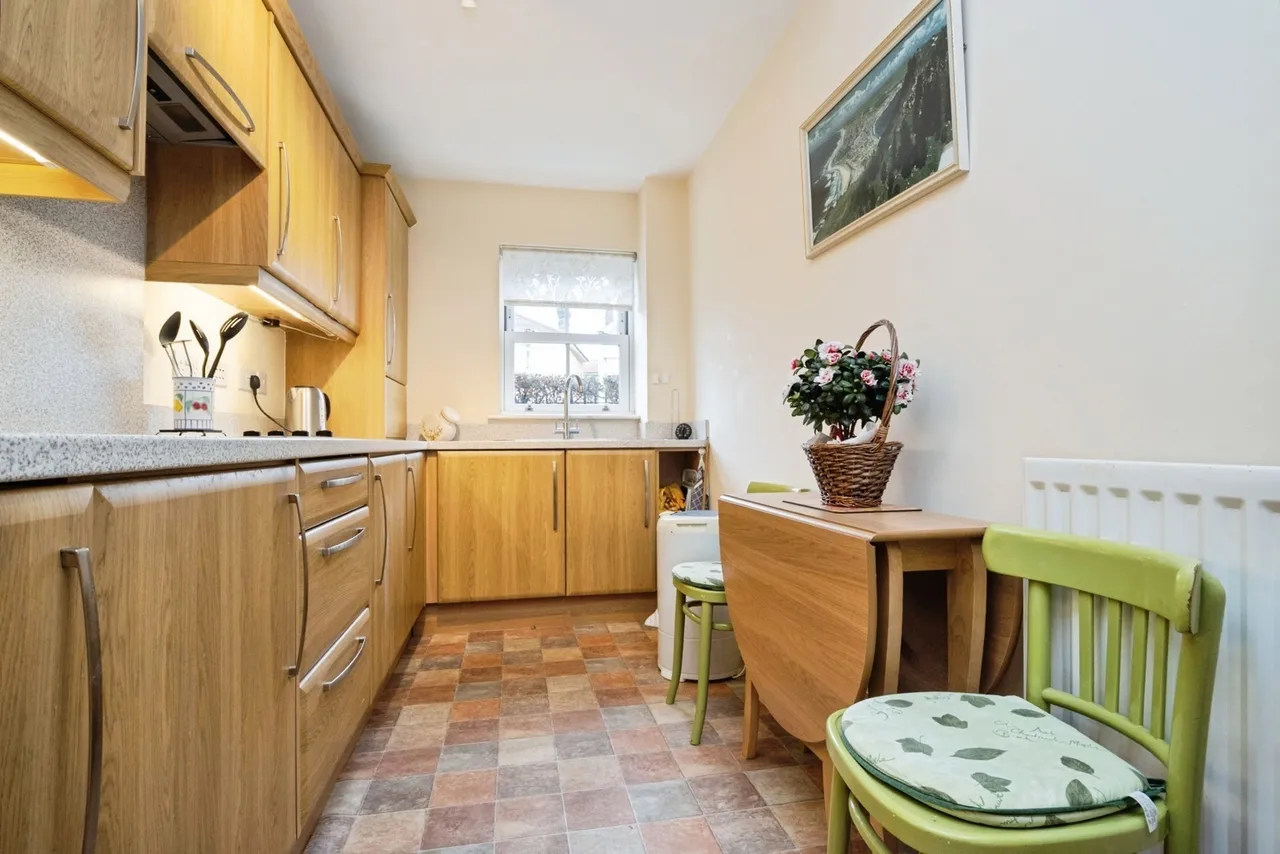 Hornchurch Road, HORNCHURCH, Essex, RM12, photo 15