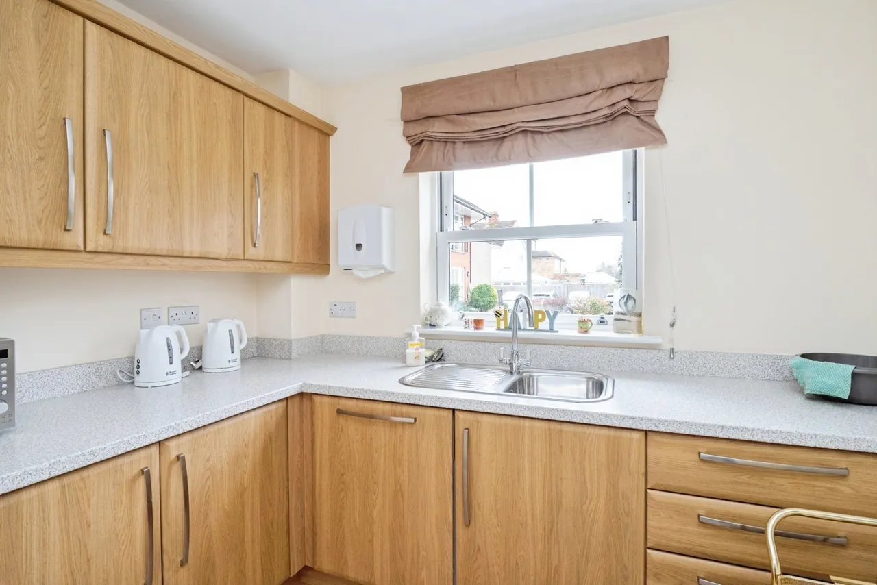 Hornchurch Road, HORNCHURCH, Essex, RM12, photo 8