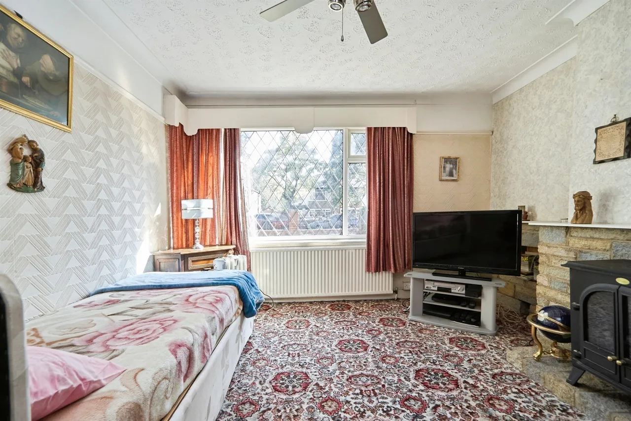 Foundry Lane, LEEDS, photo 5