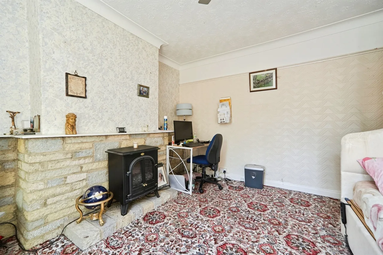 Foundry Lane, LEEDS, photo 7