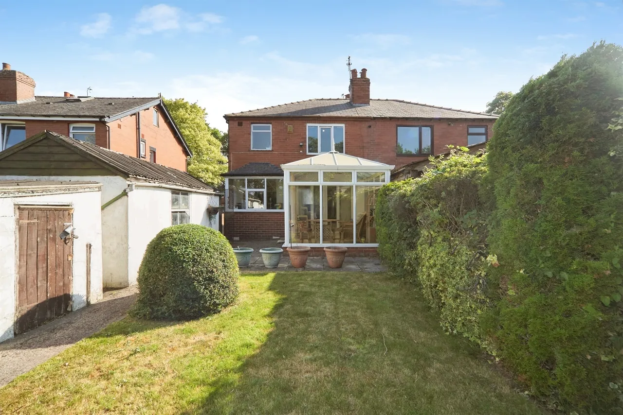 Foundry Lane, LEEDS, photo 9