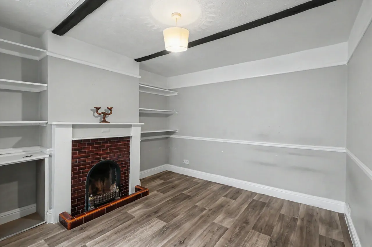 Denmark Road, Poole, photo 5