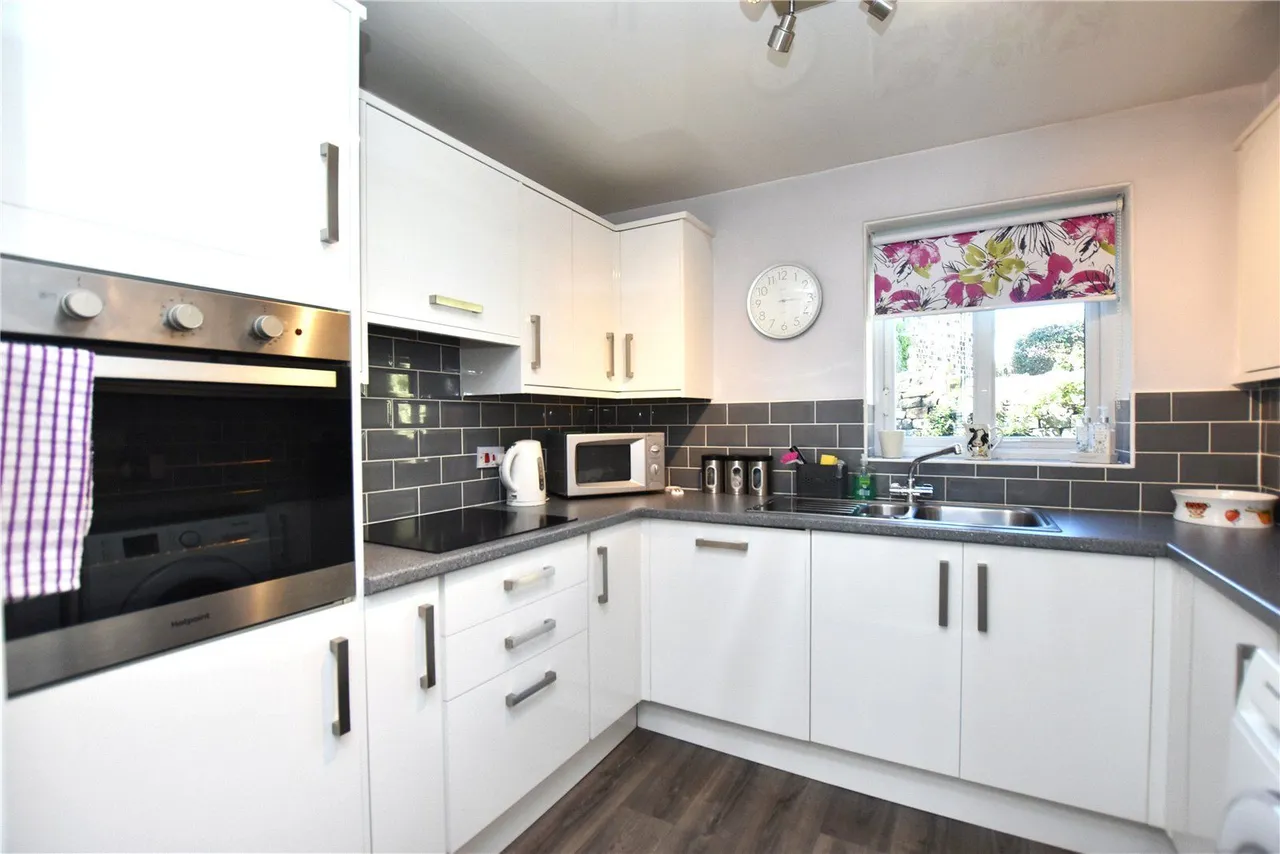 Orchard Lane, Guiseley, LS20, photo 4
