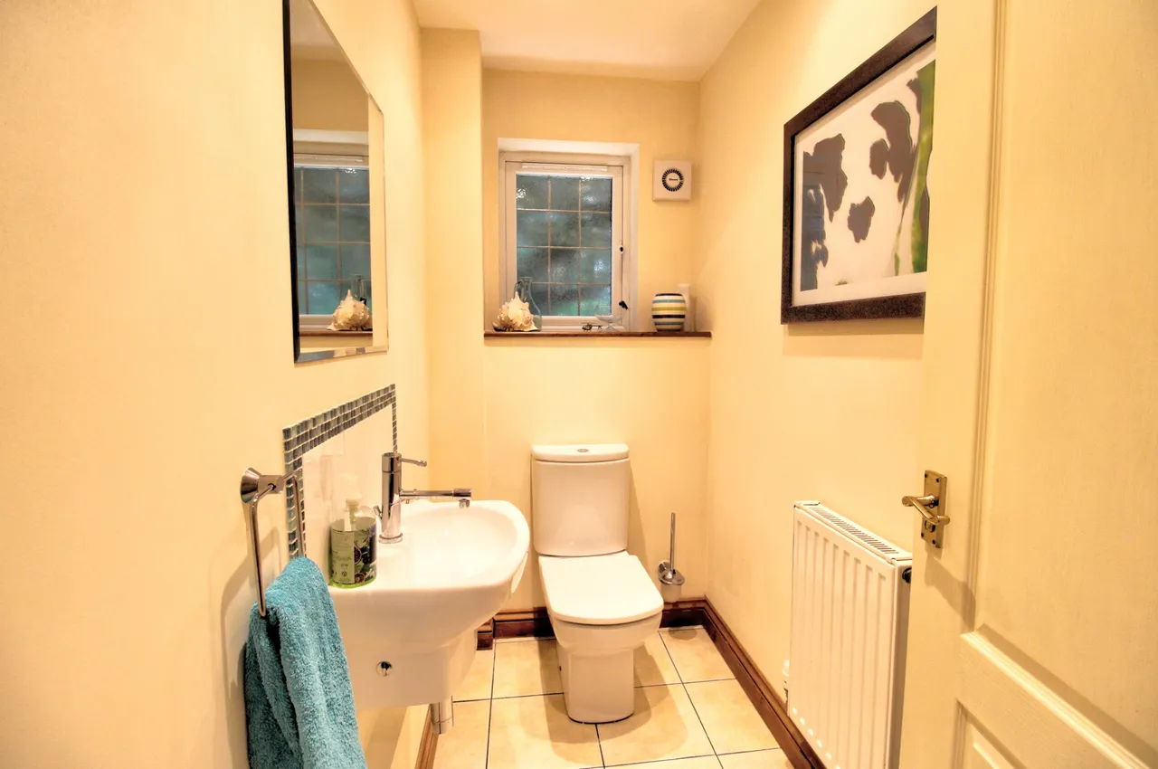 High Street, Guilsborough, NN6, photo 11