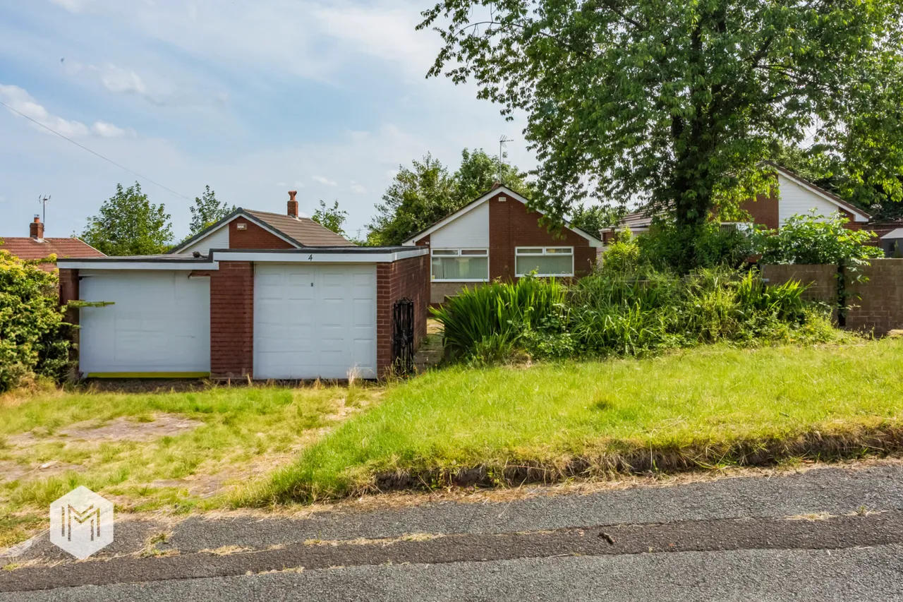 2 bed house for sale — Marlow Close, Bolton, BL2 5HR