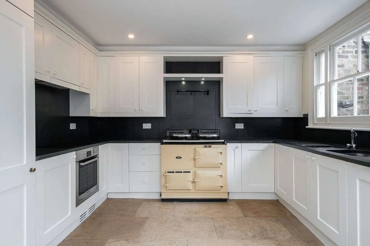Stratford Road, London, W8, photo 11