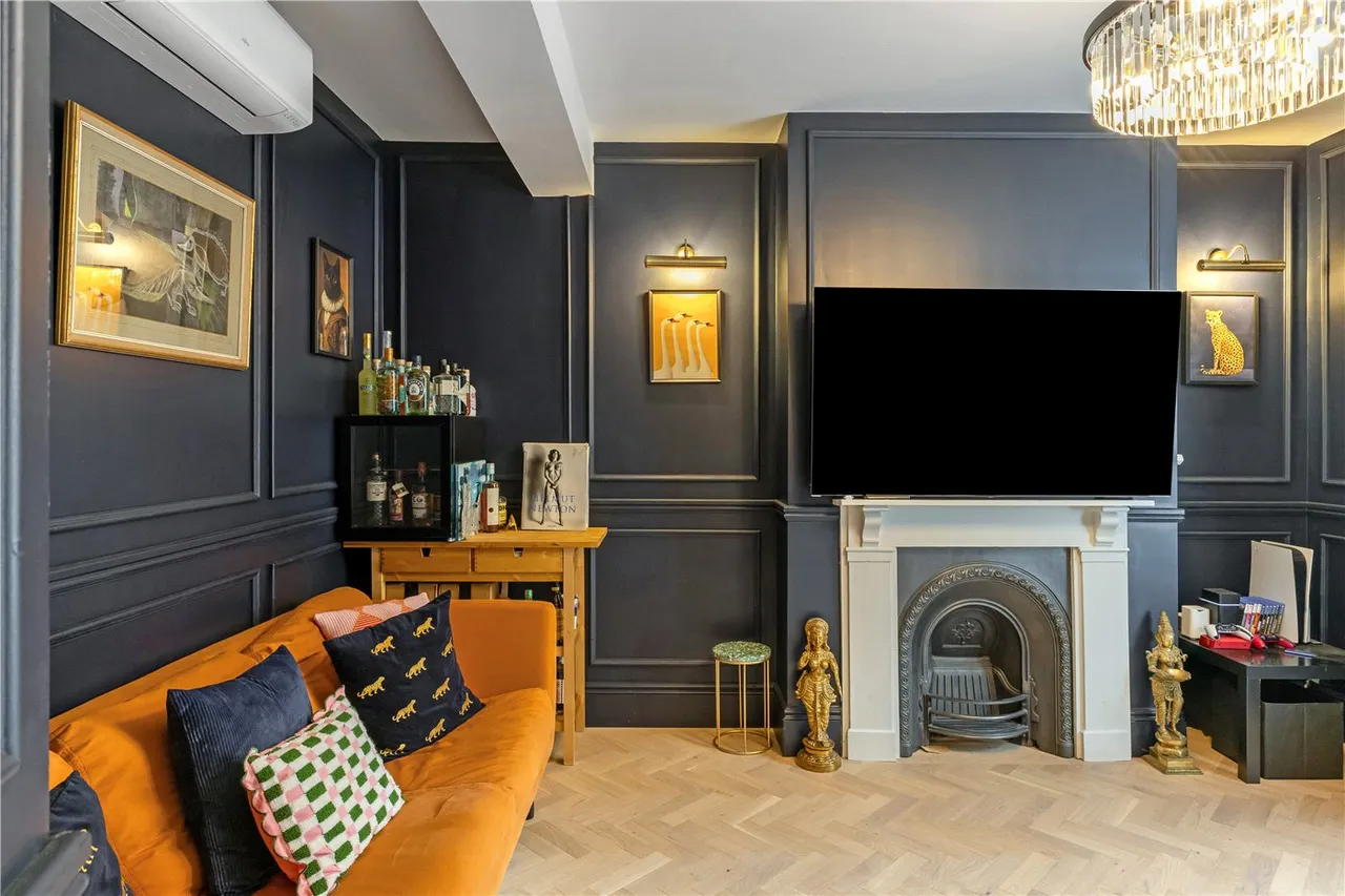 Southolm Street, London, SW11, photo 10