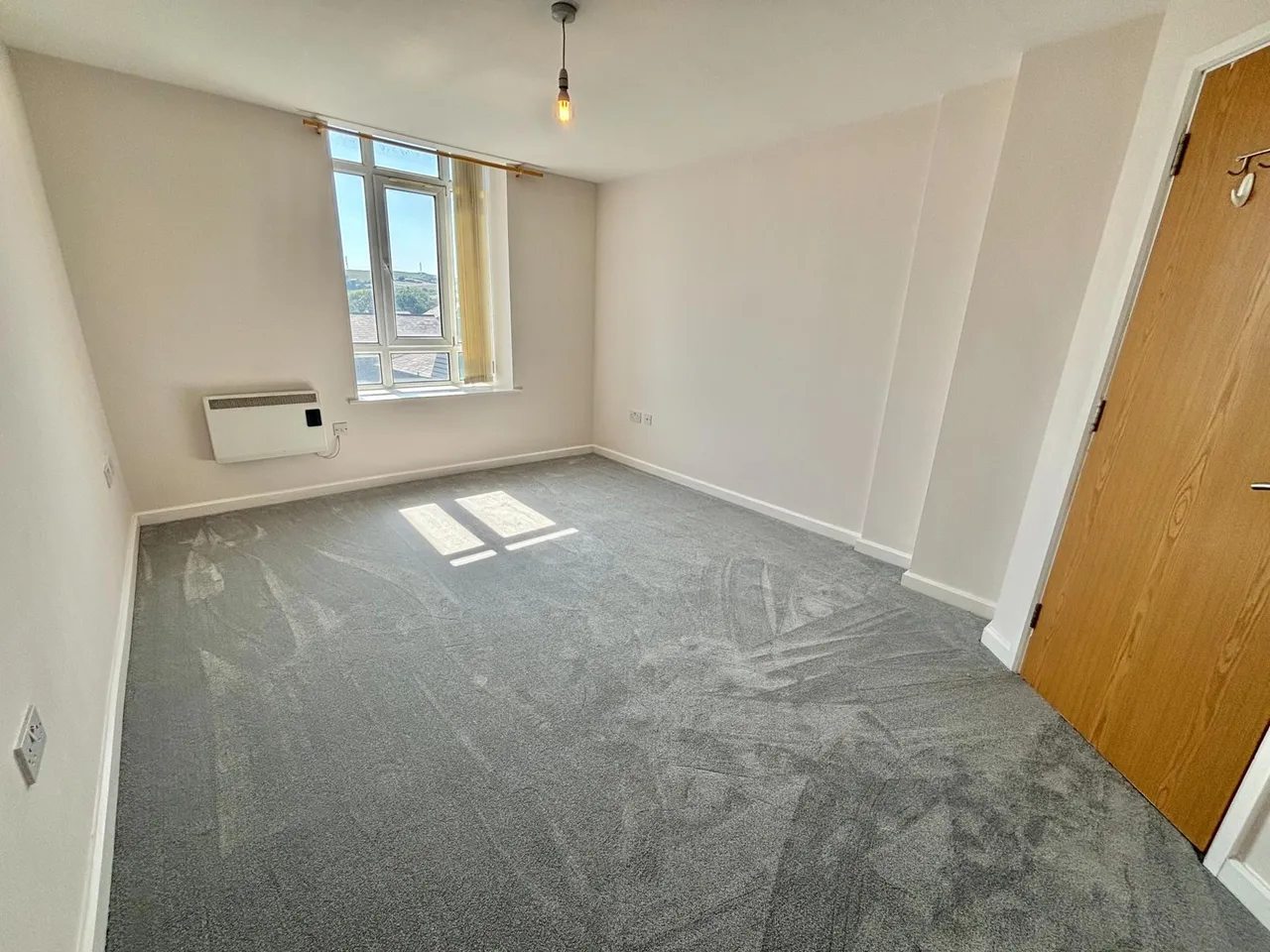 Mellor Street, Lees, OL4, photo 8