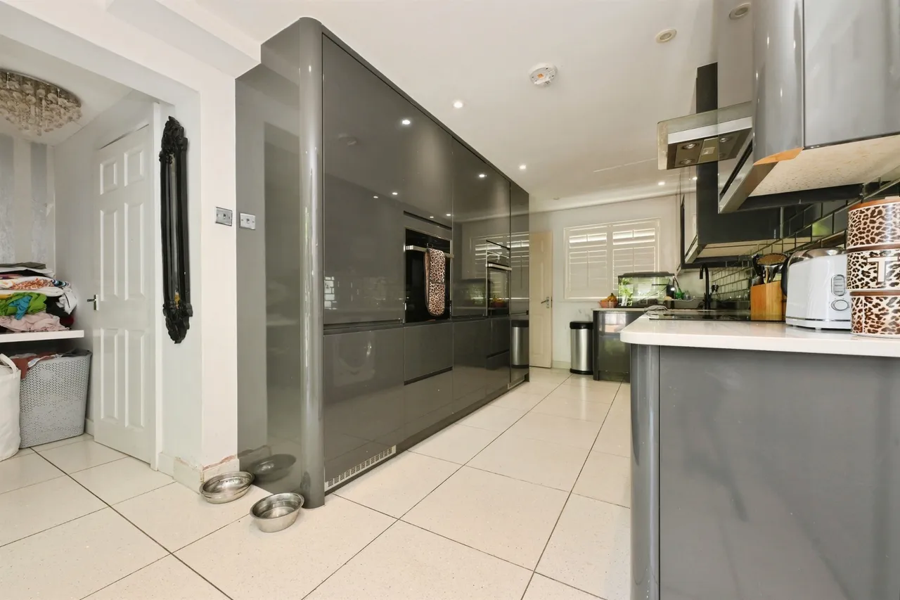 Varney Close, Cheshunt, EN7, photo 6