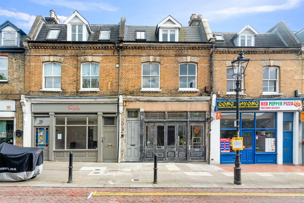 Roehampton High Street, London, SW15, photo 7