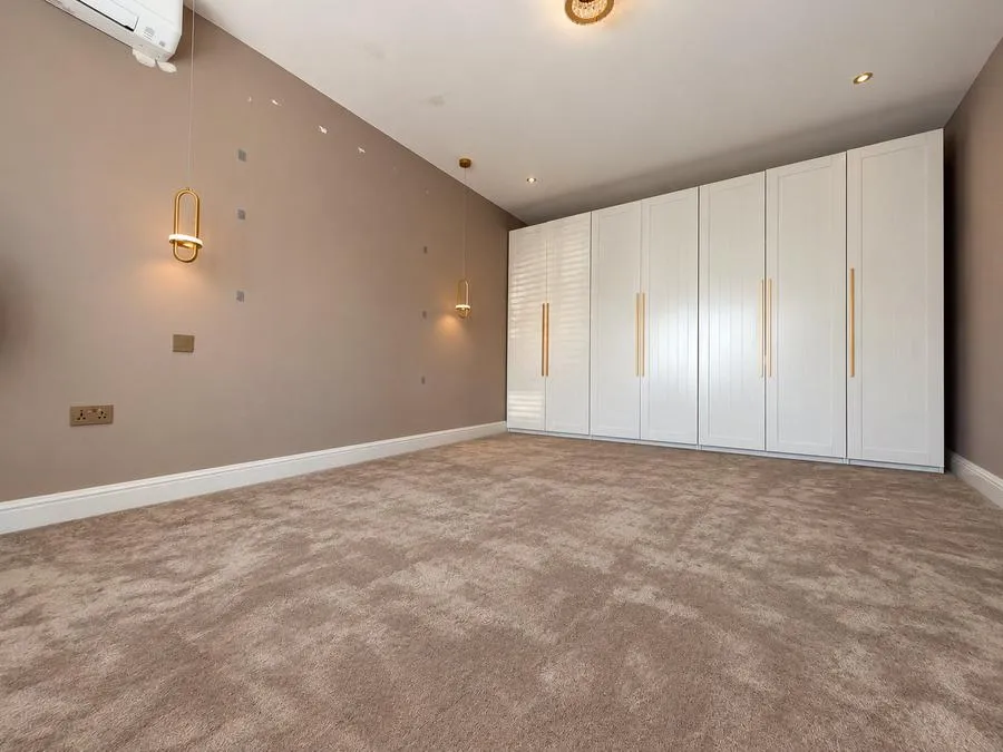 Lodge Lane, Grays, RM16, photo 8