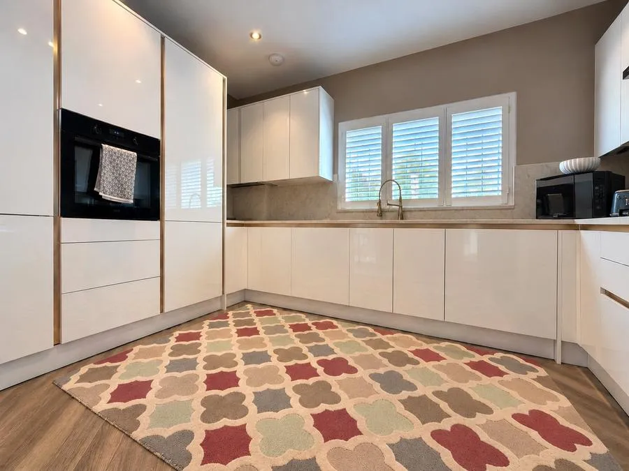 Lodge Lane, Grays, RM16, photo 10