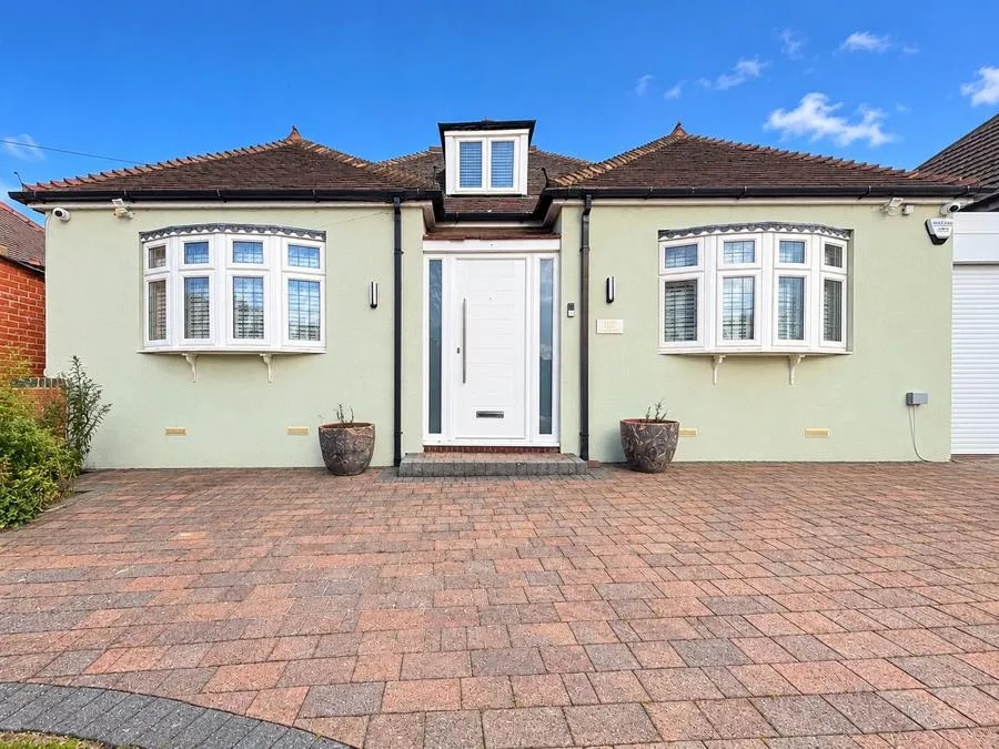 3 bed house to rent, Lodge Lane, Grays, RM16