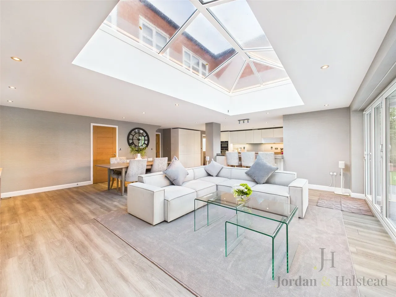 Adlington Road, Wilmslow, Cheshire, SK9 2BJ, photo 2
