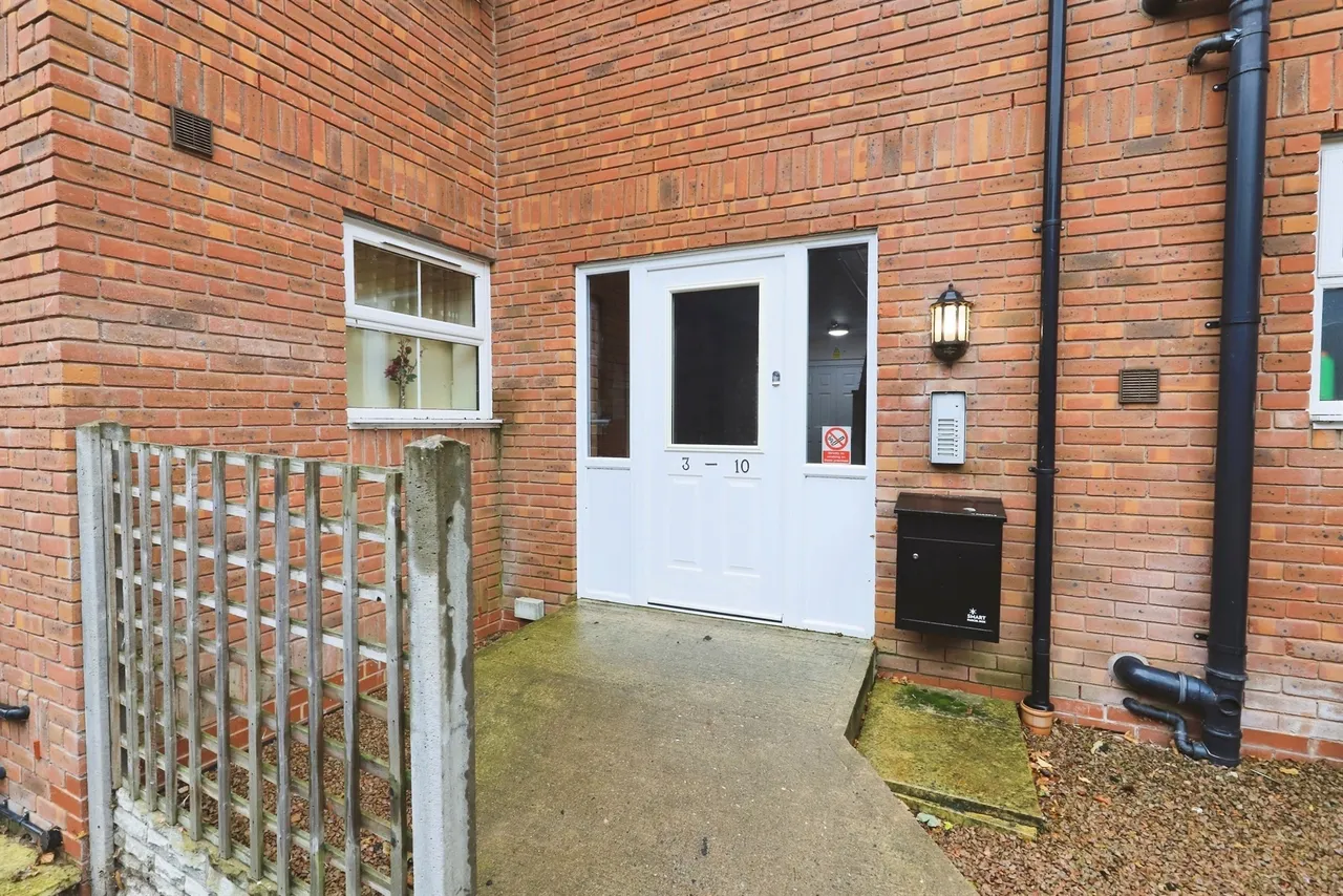 Park Lane, Kidderminster, DY11, photo 14