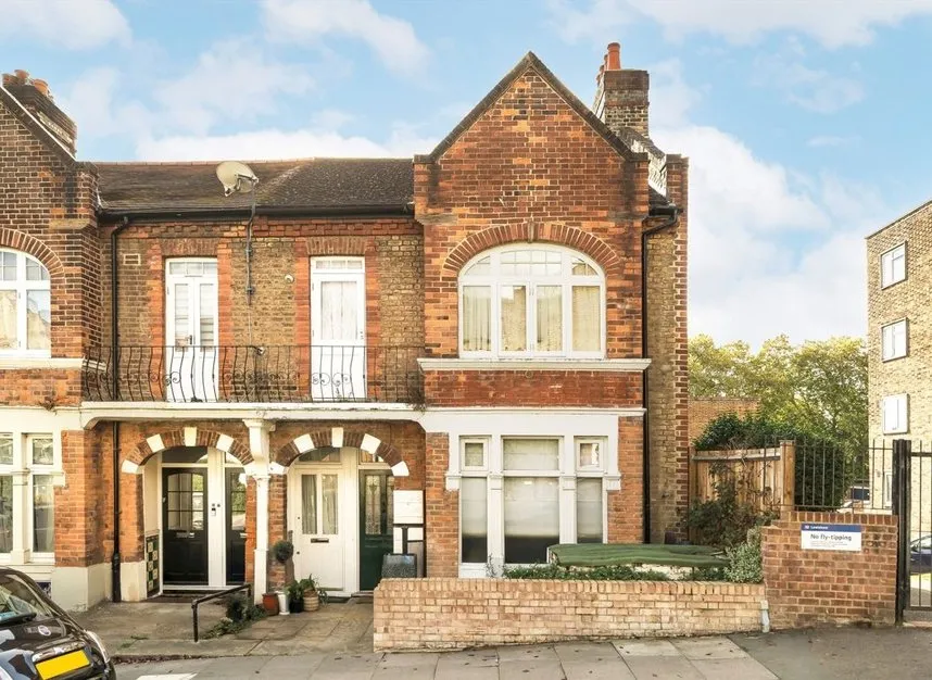 2 bed flat for sale, Algiers Road, Ladywell, SE13