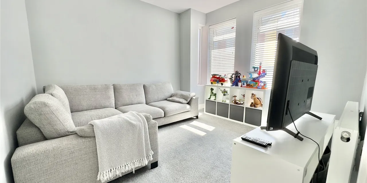 Valkyrie Road, Wallasey, CH45, photo 2