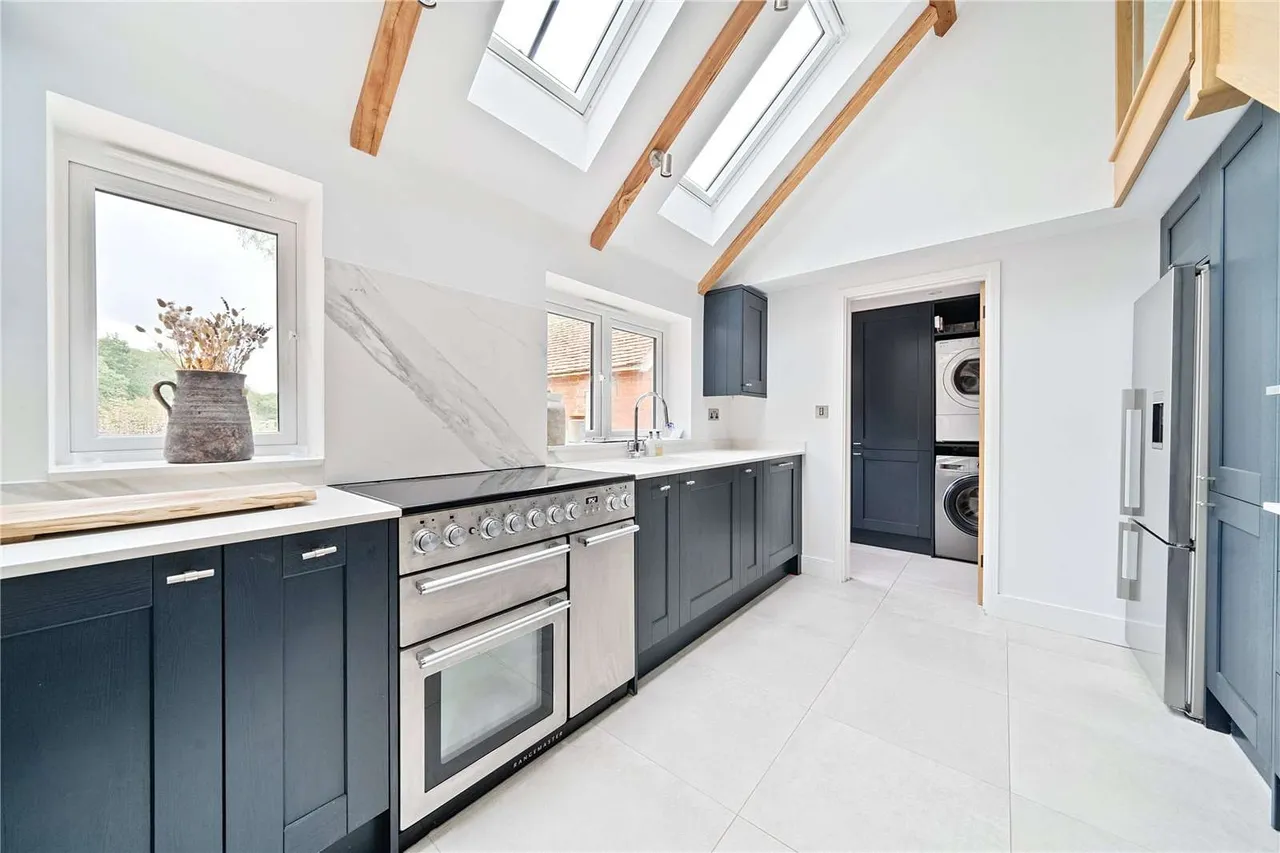 Ide Hill, Sevenoaks, Kent, TN14 6BL, photo 2