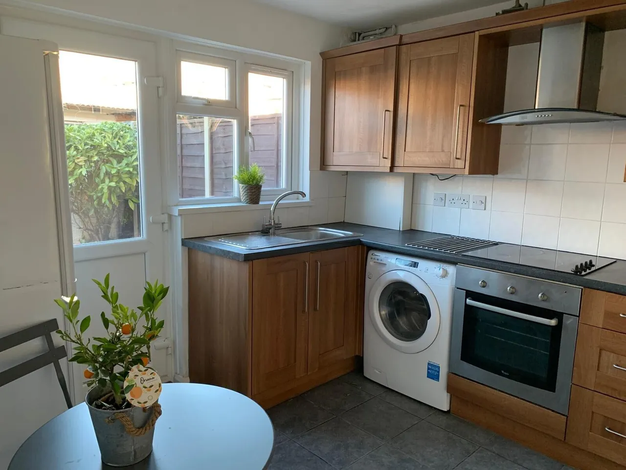 Bath Road, Southsea, PO4, photo 10