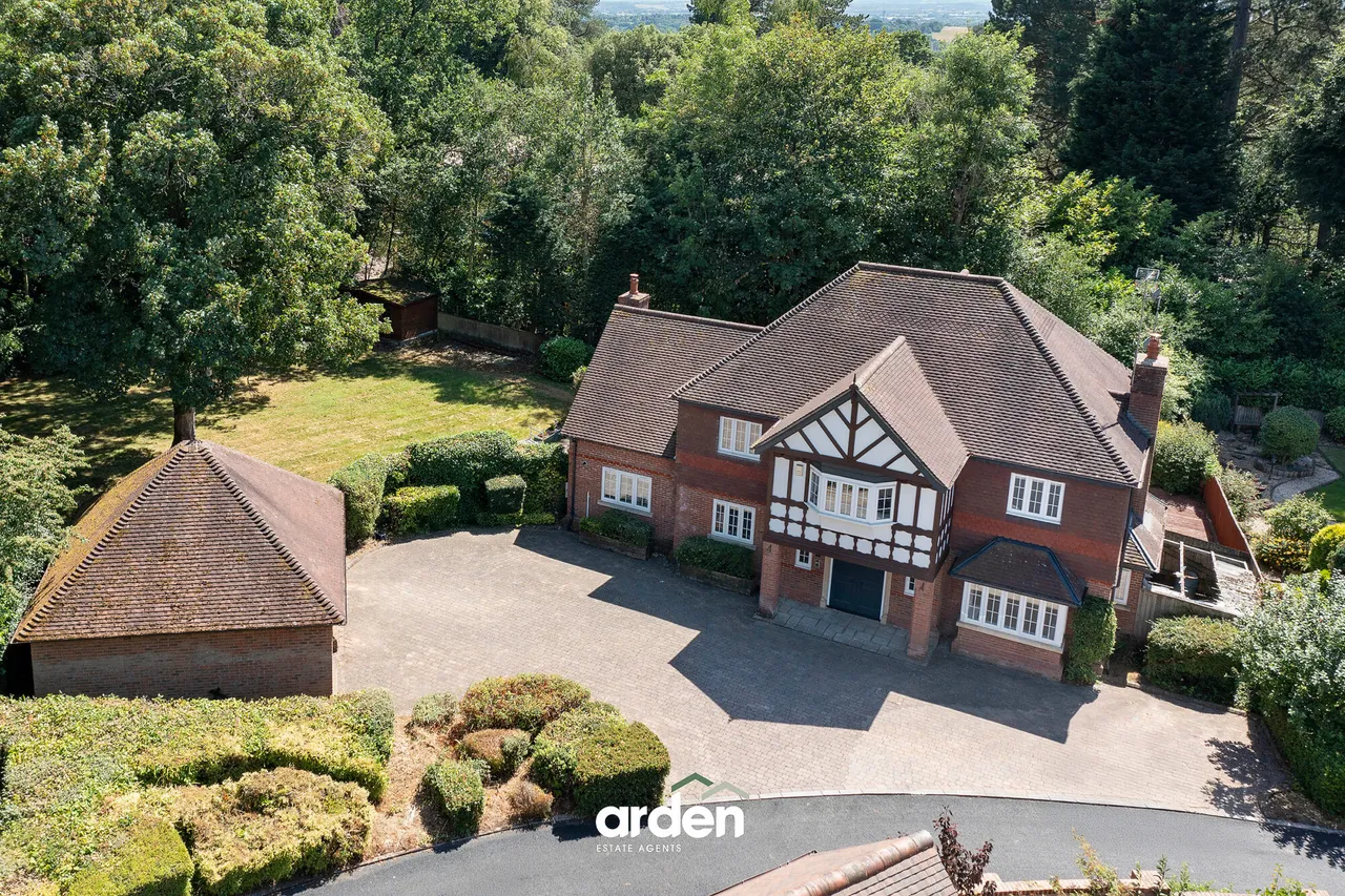 5 bed house for sale, Herbert Austin Drive, Marlbrook, B60