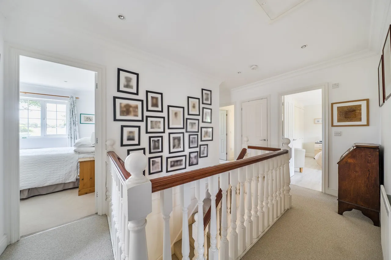 Bax Close, Storrington, RH20, photo 15