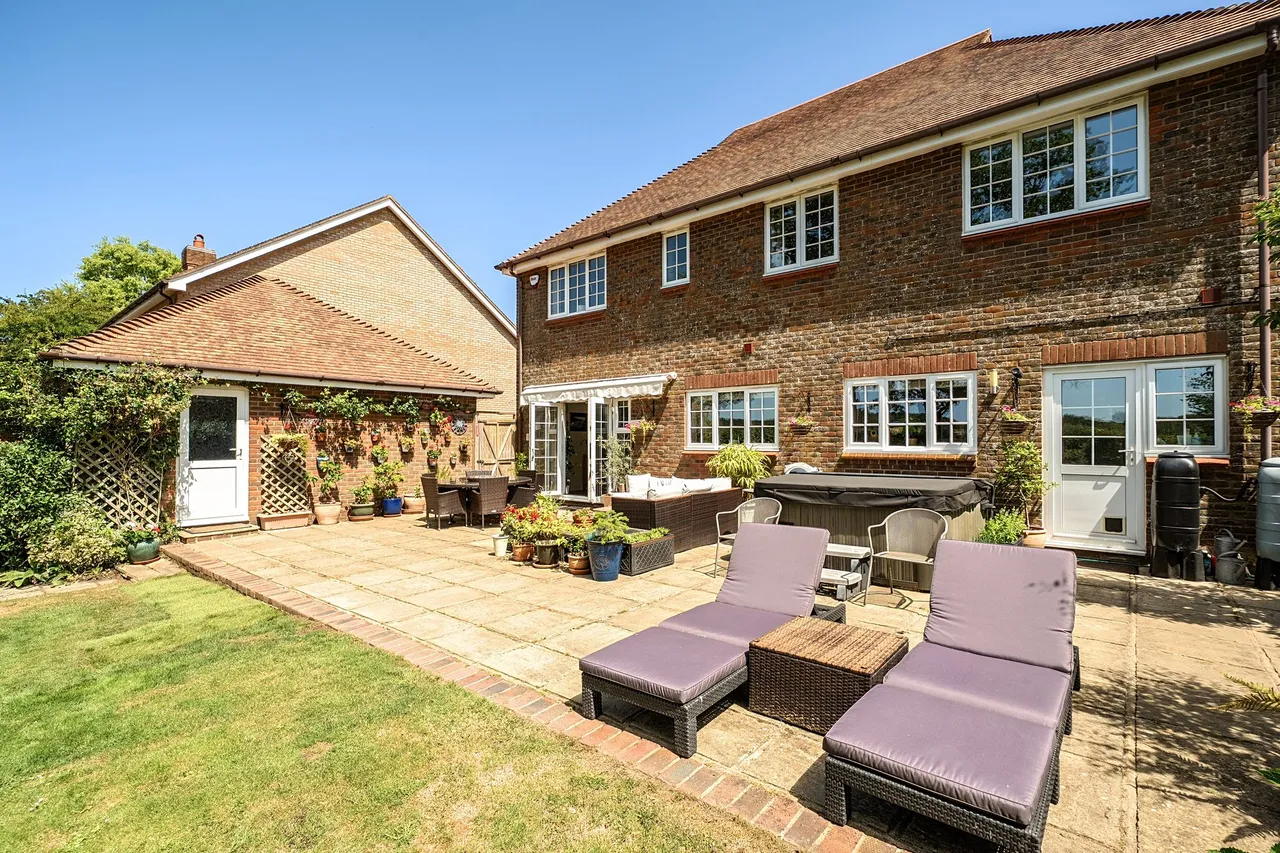 Bax Close, Storrington, RH20, photo 19