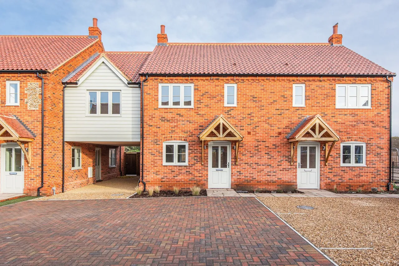 2 bed house for sale, Ready to Move Into, A Charming Two B