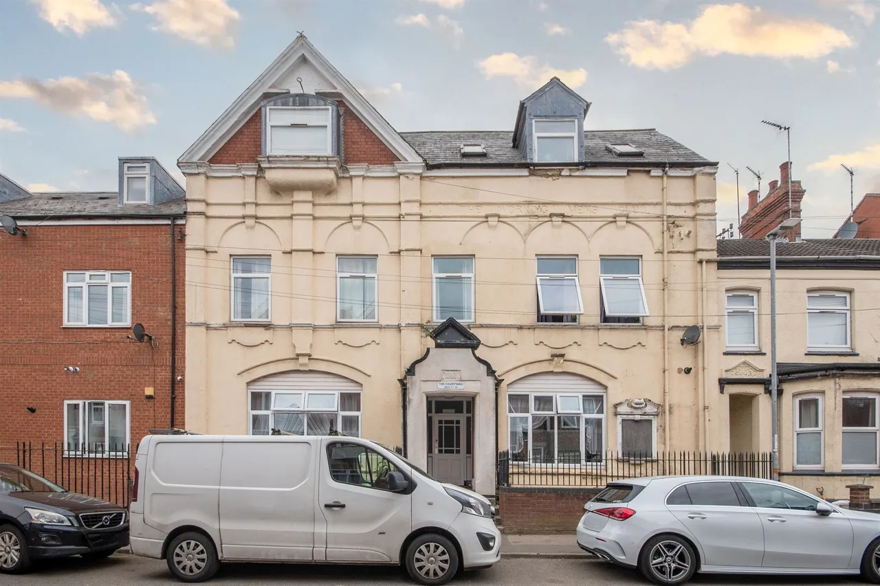 Wellington Street, Kettering, NN16, photo 3