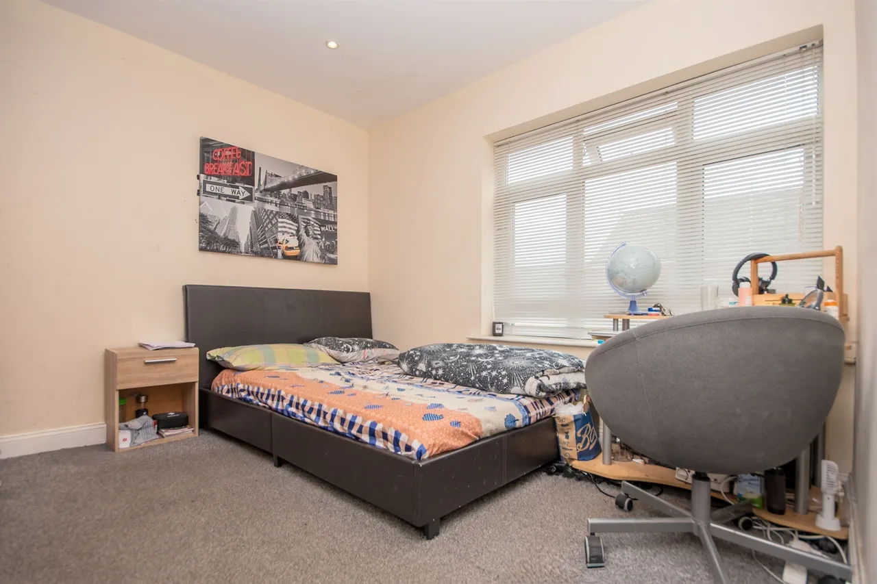 Wellington Street, Kettering, NN16, photo 6