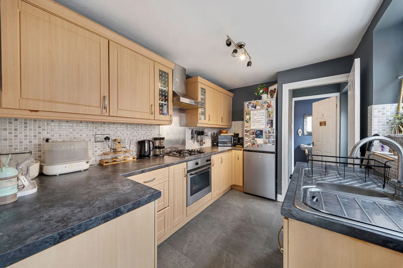 Hale Road, Widnes, Widnes, WA8 8SA, photo 3