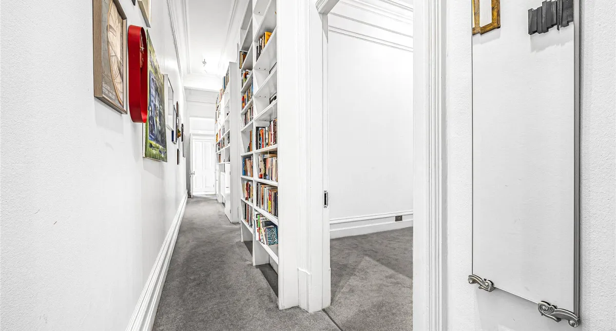 Bedford Avenue Bloomsbury ,WC1B, photo 9