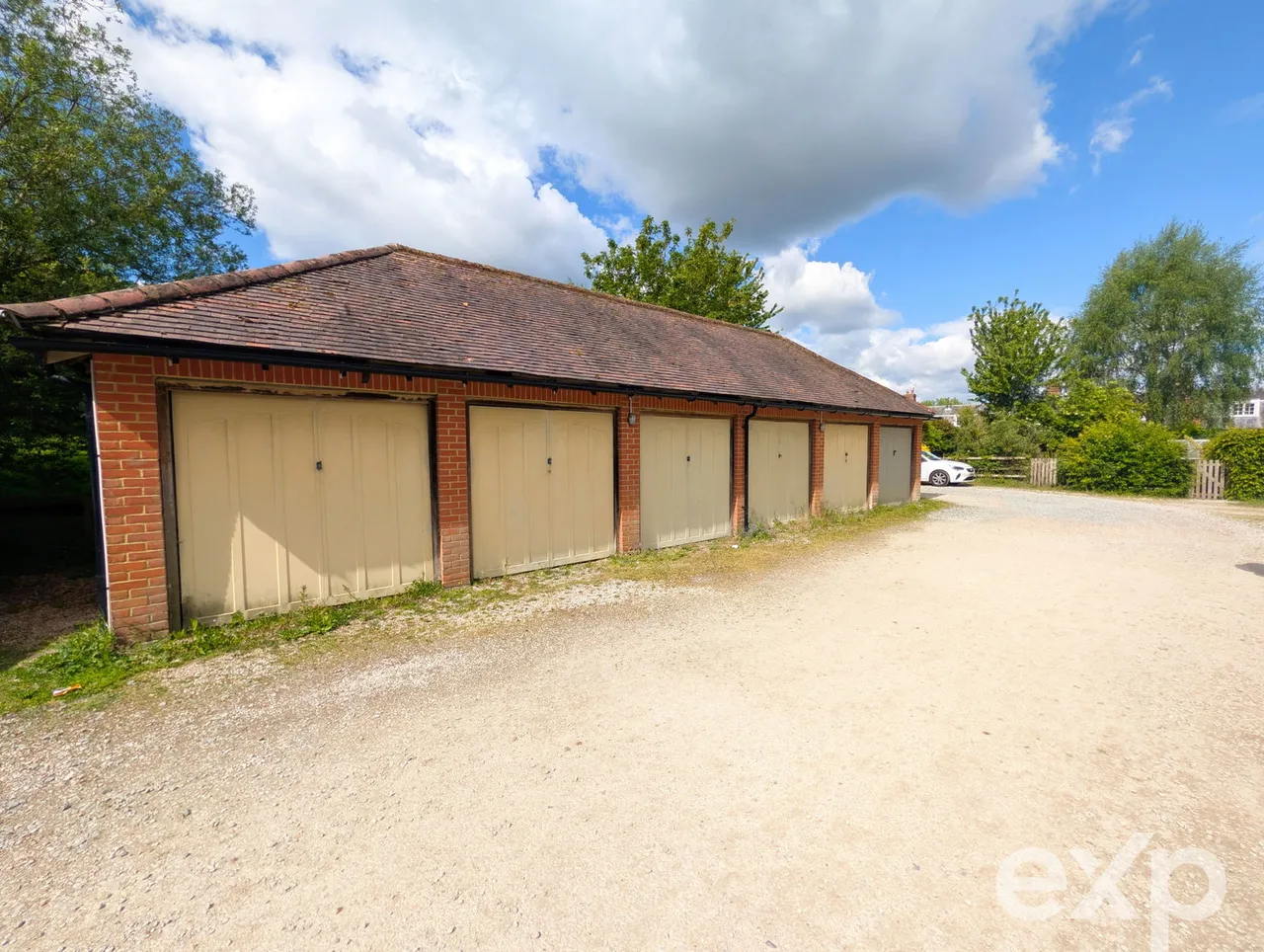 Tutsham Farm, West Farleigh, ME15, photo 6