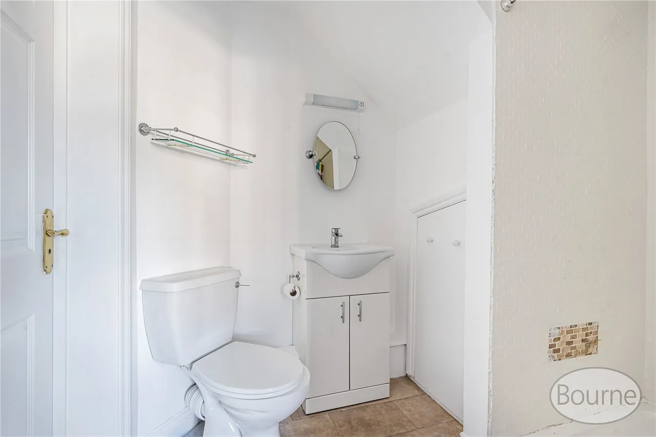 Coresbrook Way, Knaphill, GU21, photo 12