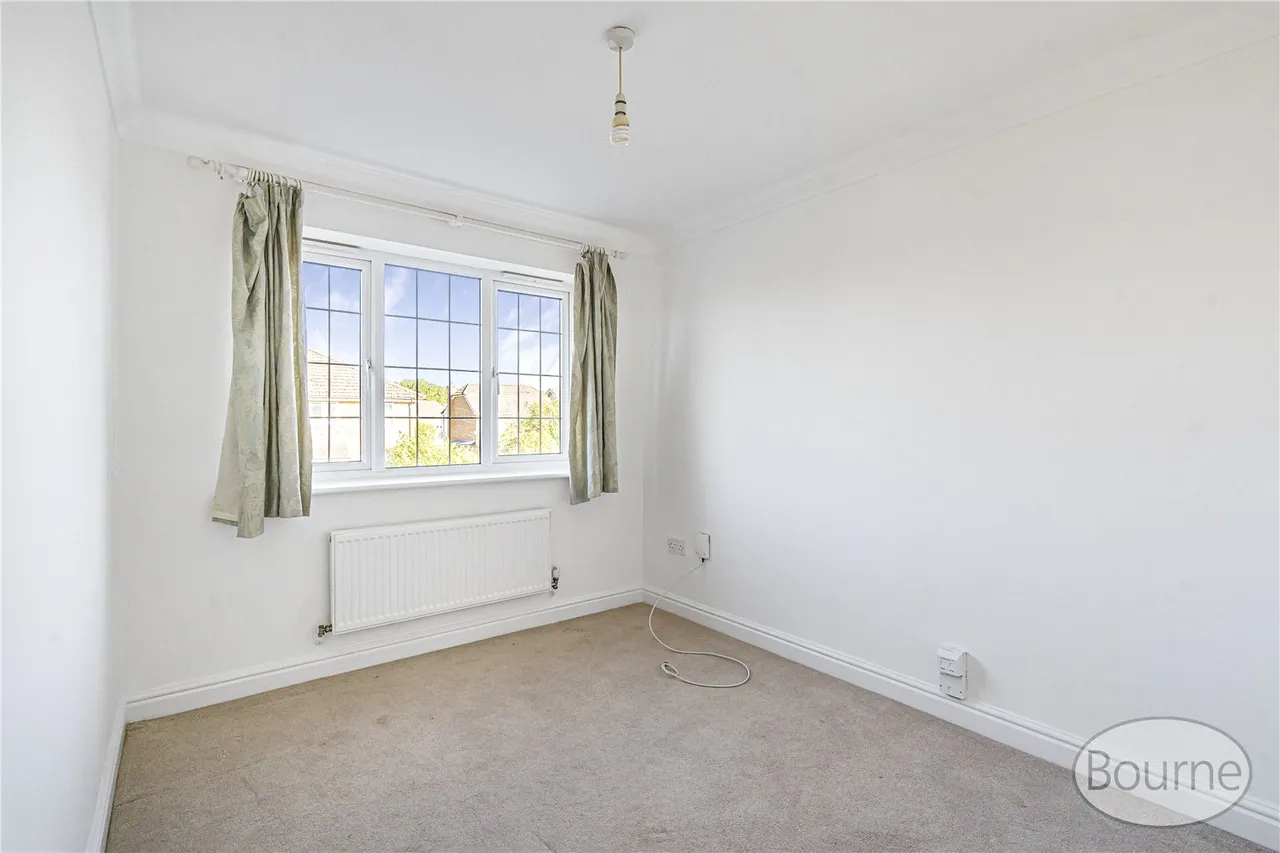 Coresbrook Way, Knaphill, GU21, photo 8