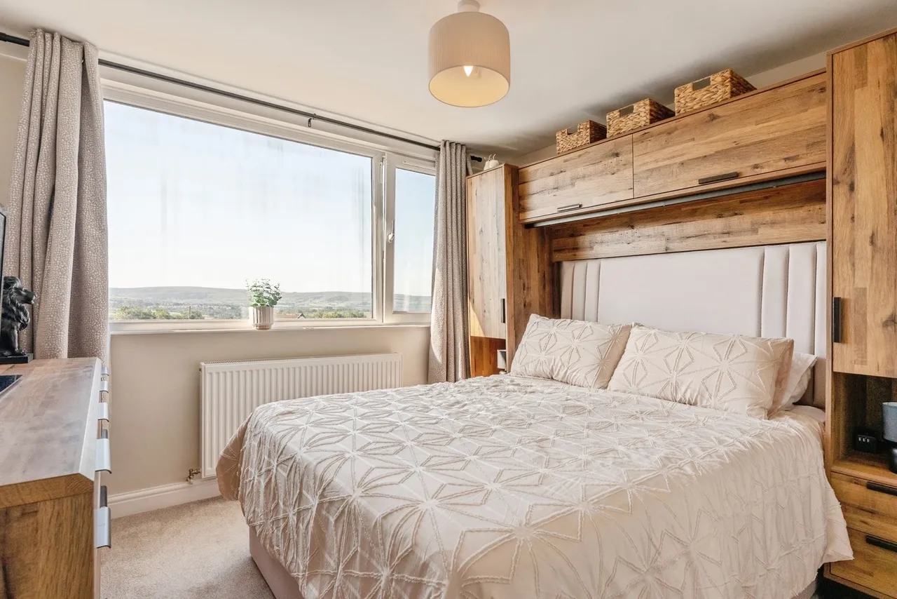 Westbury Close, Burnley, Lancashire, BB10, photo 17