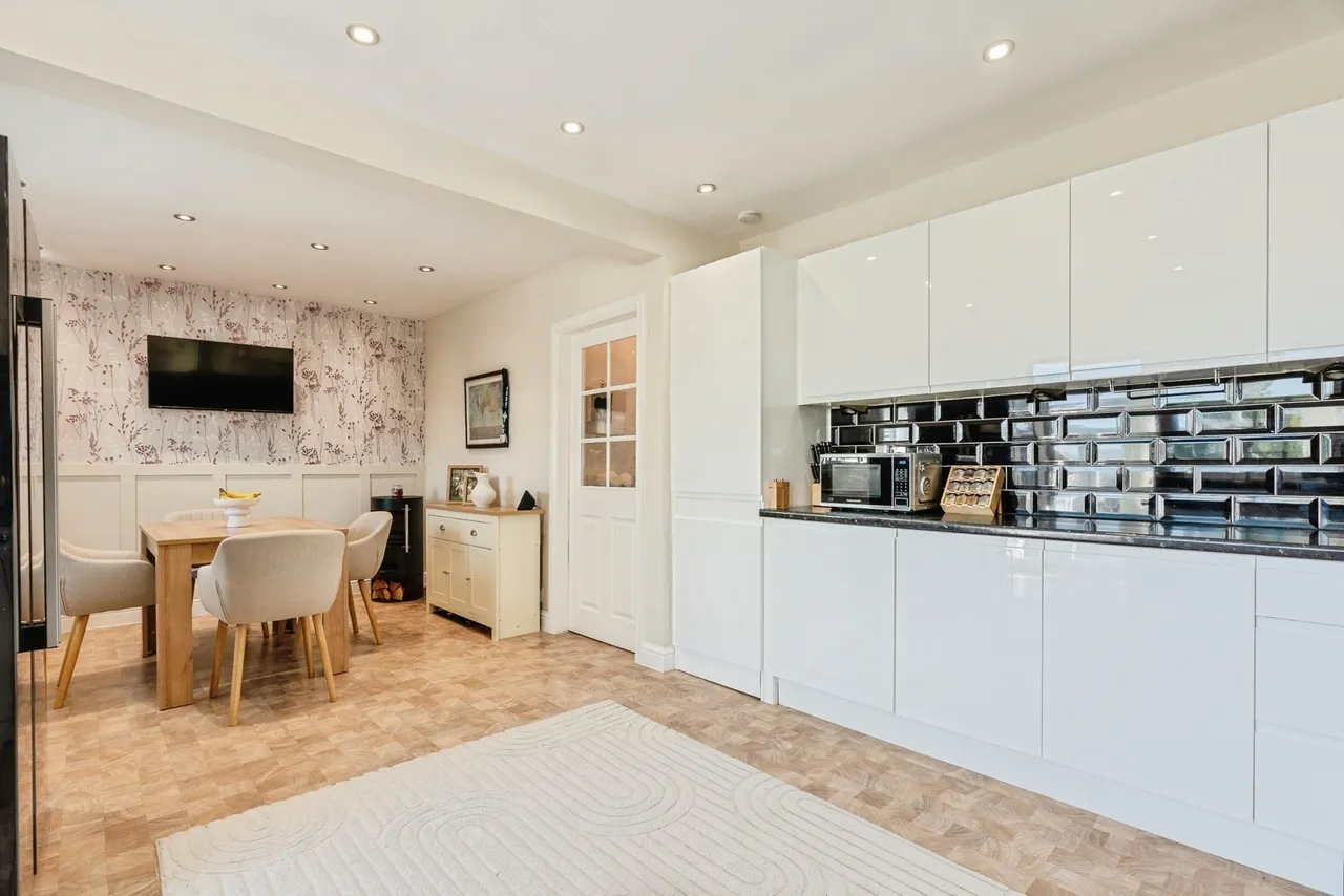 Westbury Close, Burnley, Lancashire, BB10, photo 8
