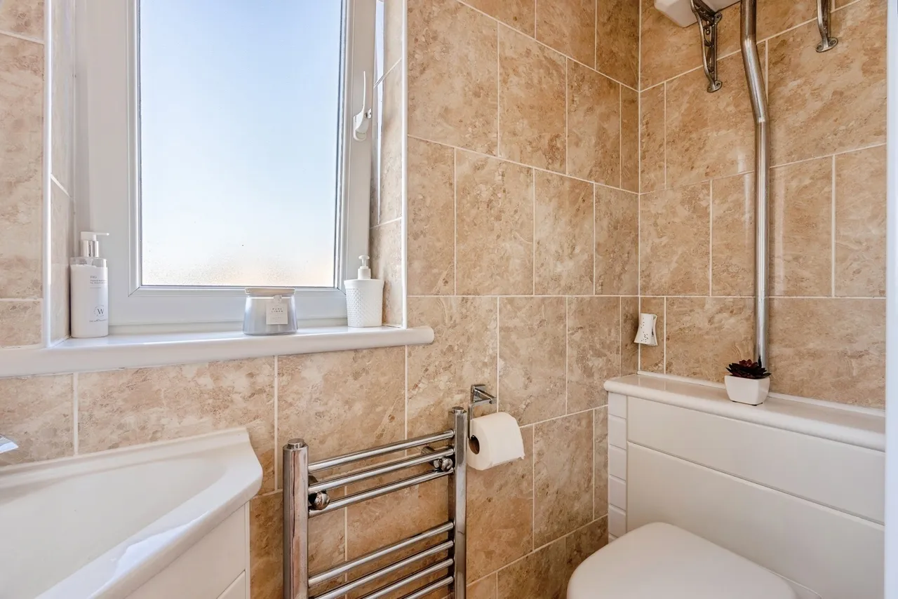Westbury Close, Burnley, Lancashire, BB10, photo 12