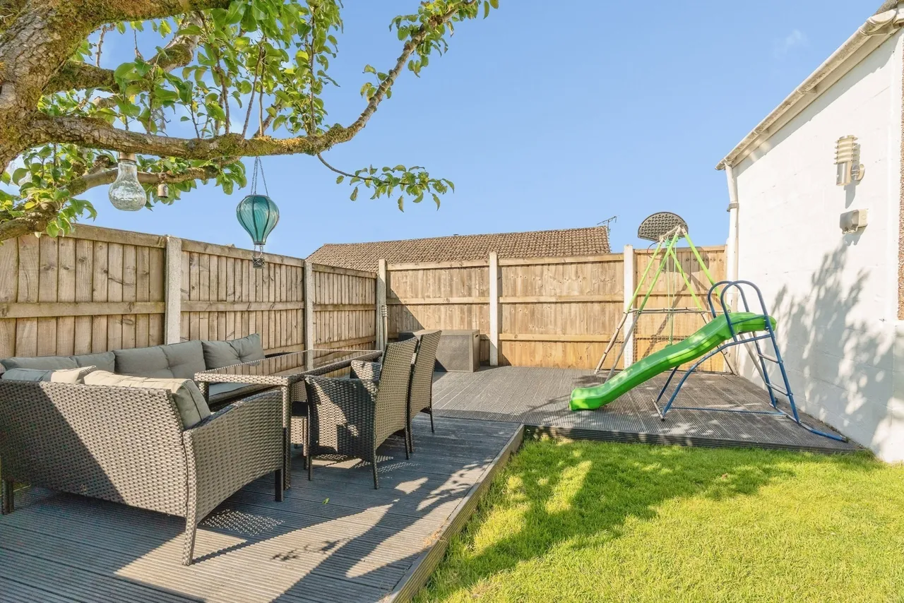 Westbury Close, Burnley, Lancashire, BB10, photo 25