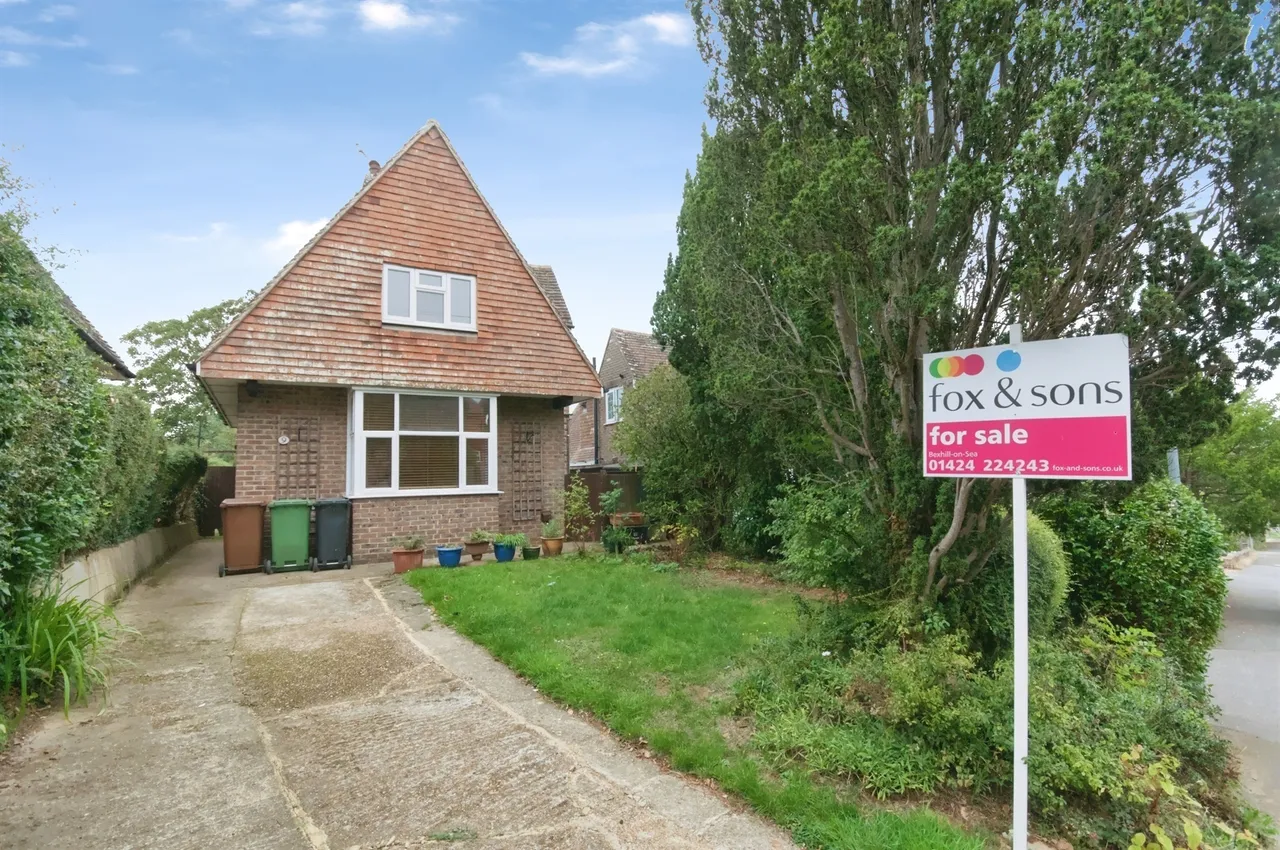 3 bed house for sale, Green Lane, Bexhill-On-Sea, TN39