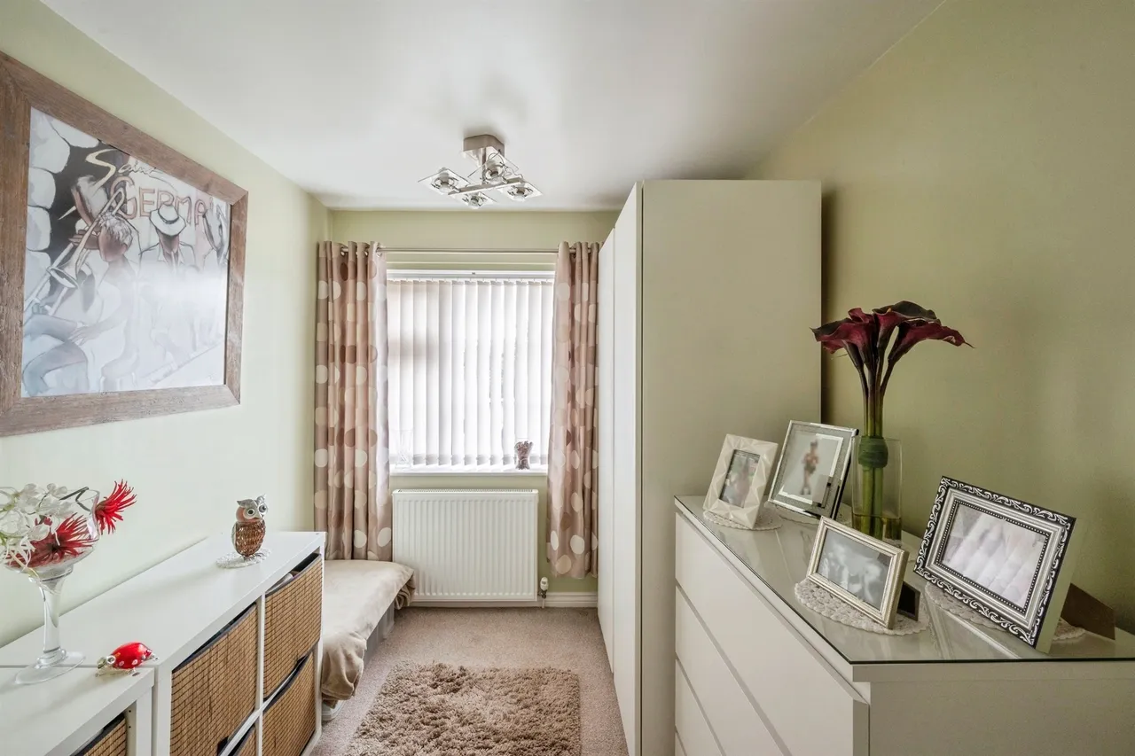 Cleveland Way, Hatfield, DN7, photo 8