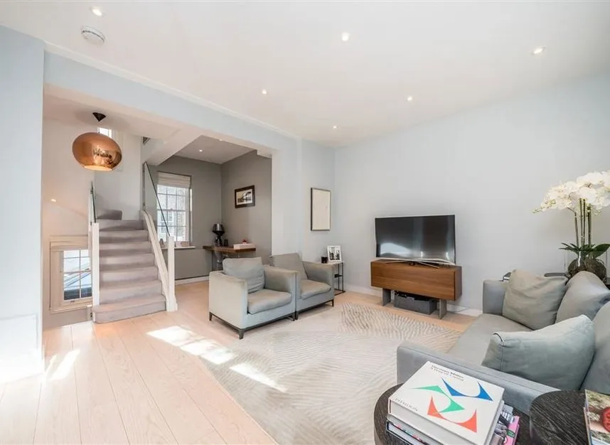 Churton Place, Pimlico, SW1V, photo 2