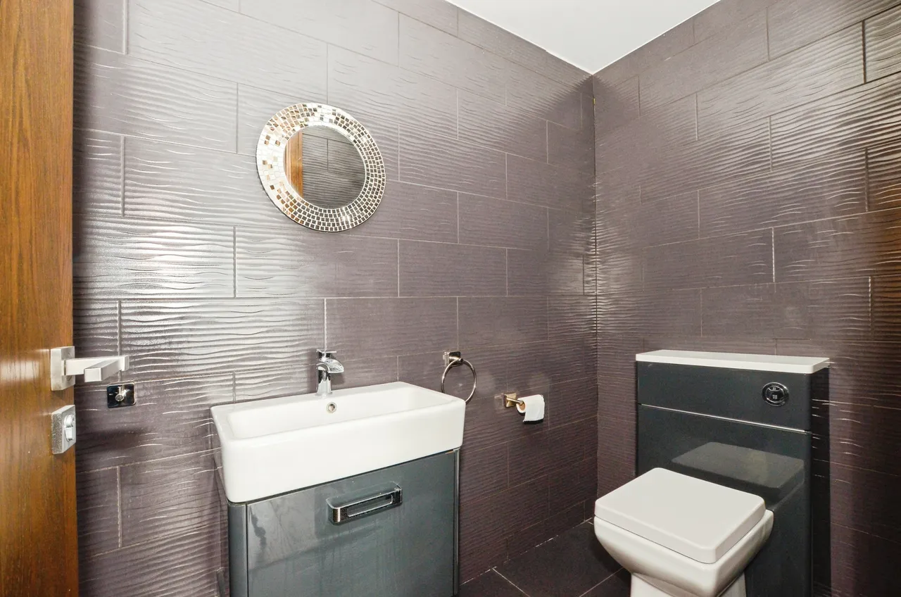 The Fairway, Ruislip, HA4, photo 13