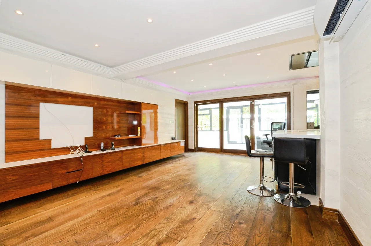 The Fairway, Ruislip, HA4, photo 5