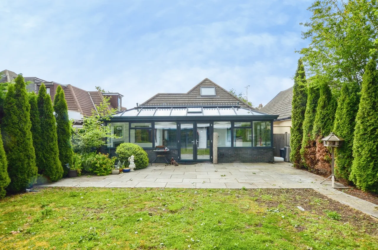 4 bed house for sale, The Fairway, Ruislip, HA4