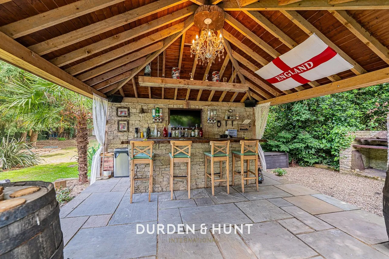 Dry Street, Langdon Hills, SS16, photo 44