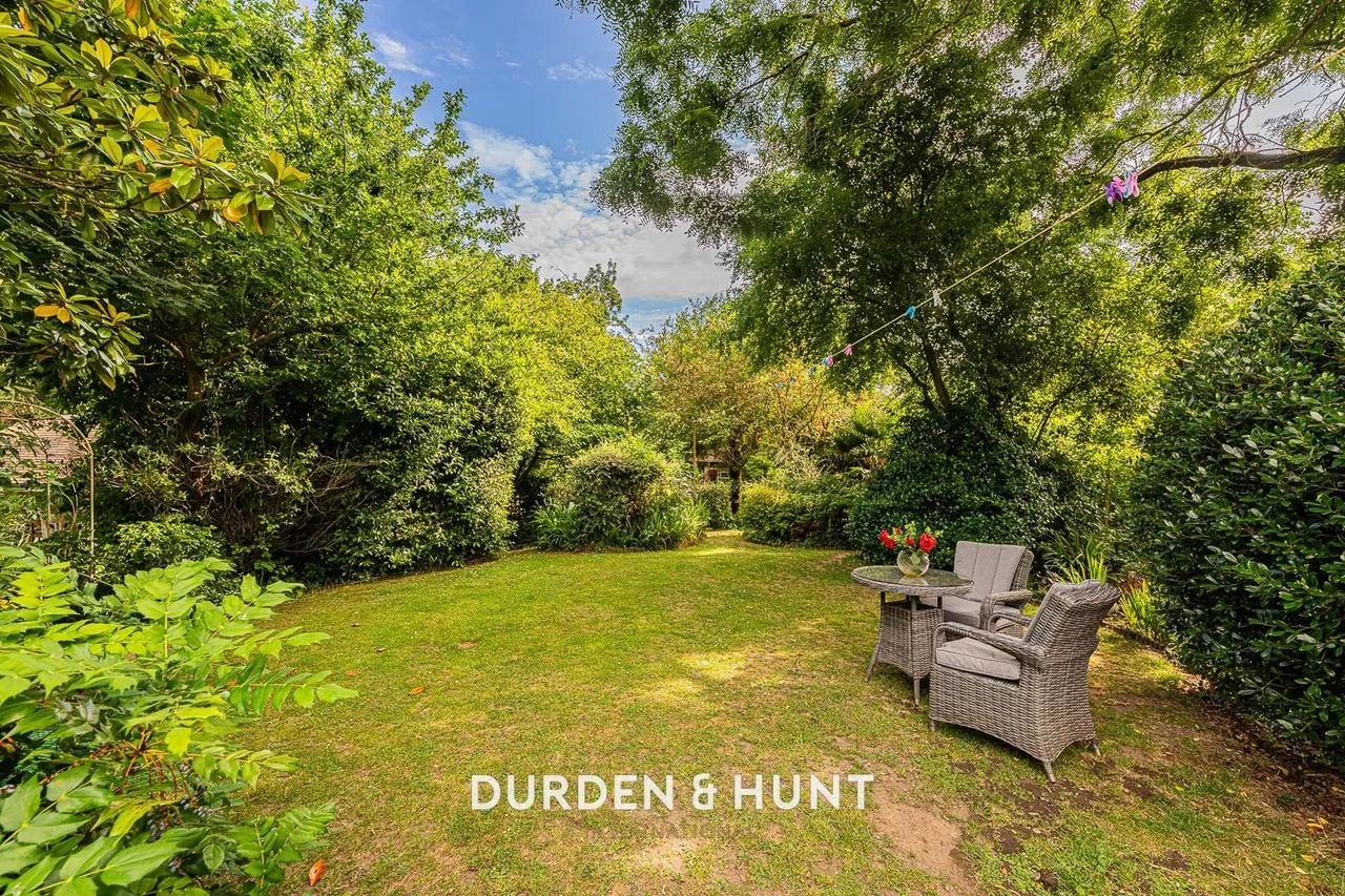 Dry Street, Langdon Hills, SS16, photo 53