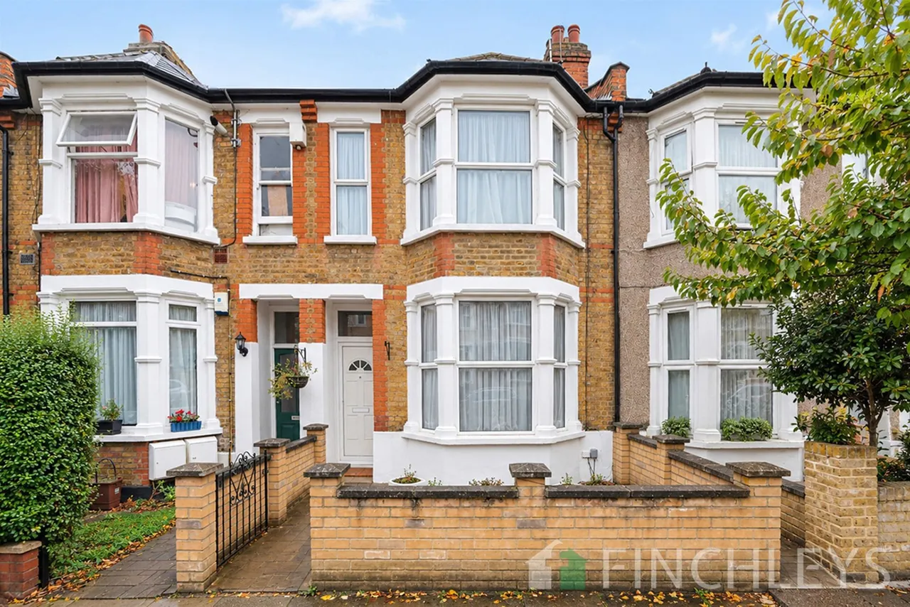 Glebe Road, London, N3, photo 13