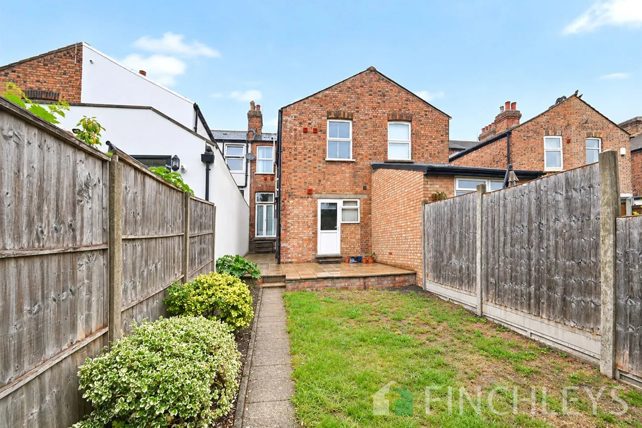 Glebe Road, London, N3, photo 8