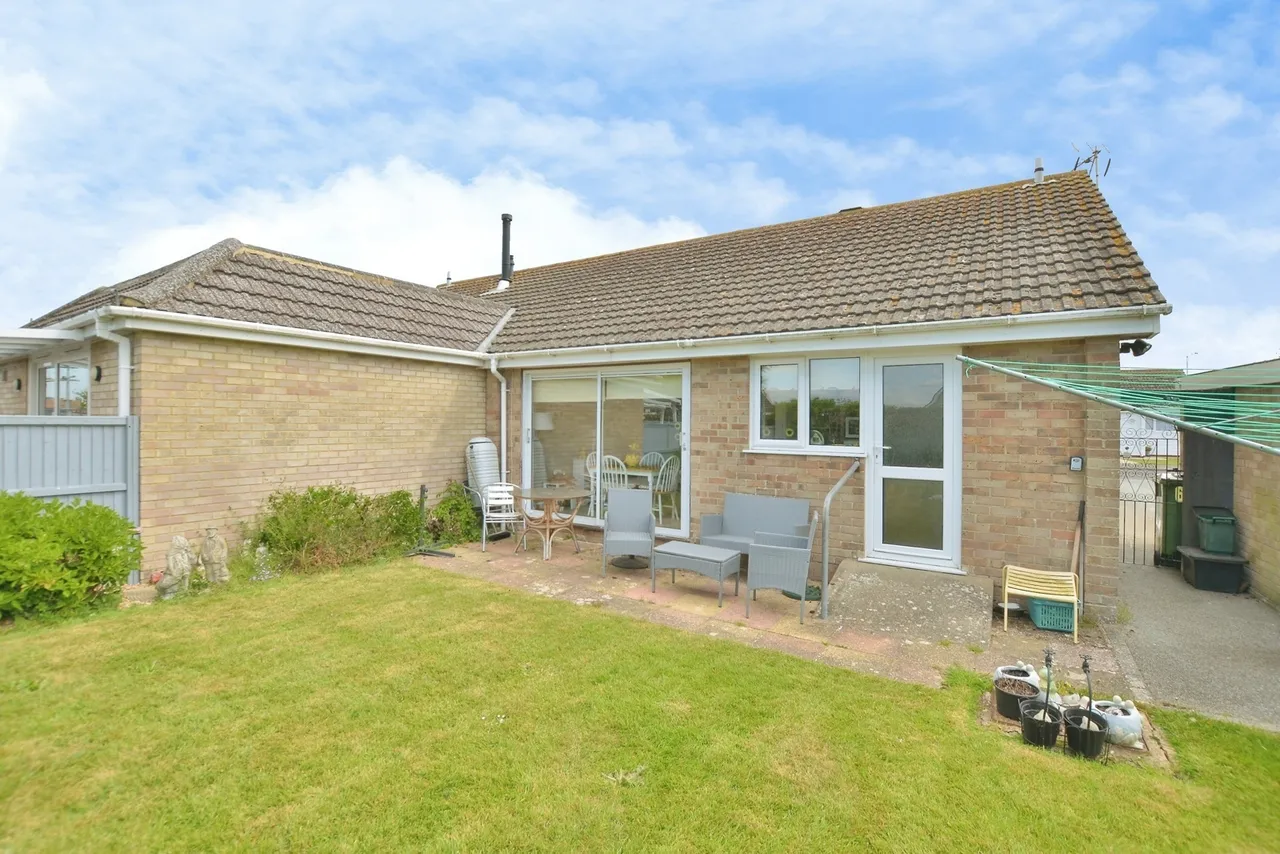 The Fairway, Dymchurch, Romney Marsh, Kent, TN29, photo 12